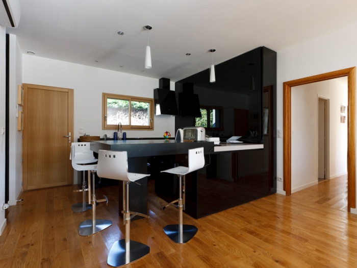 Interieur Maison Bois Contemporaine : Maison BBC ossature bois ? Lyon ? Rillieux-la-Pape Interieur Maison Bois Contemporaine : Maison BBC ossature bois ? Lyon ? Rillieux-la-Pape