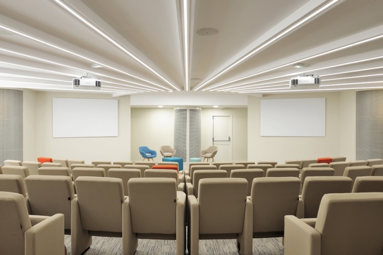 Espace Confrence de l'Htel de Poste : Amphithtre Scne