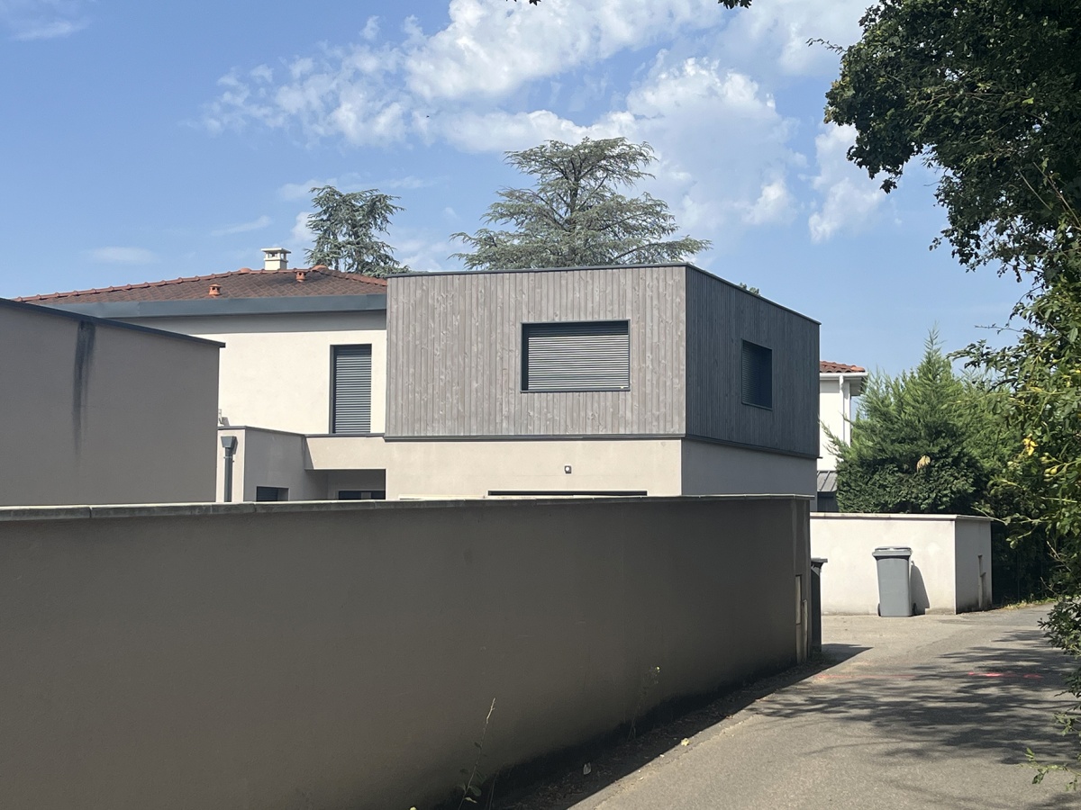 Sur�l�vation de villa