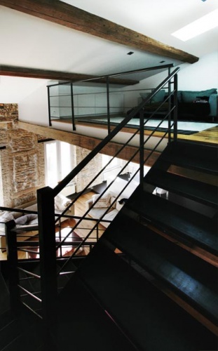 Rénovation d'un appartement à la Croix Rousse. : escalier comble