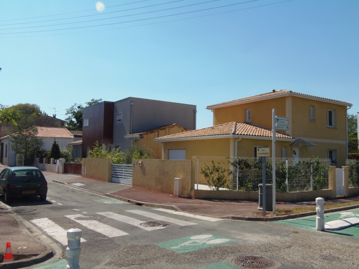 Sur�l�vation  et r�novation d'une maison individuelle : P9141325.JPG