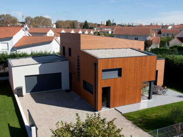 maison contemporaine BBC Rillieux-la-Pape : maison bbc ocube architecte lyon