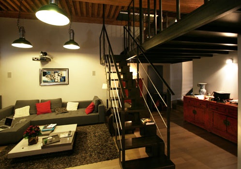 Rénovation appartement avec plusieurs niveaux : appartement-renove-croix-rousse-mezzanine-acier2